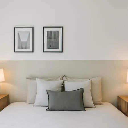 Melides - 2 Bedrooms And Pool In Avenidas Novas Apartment