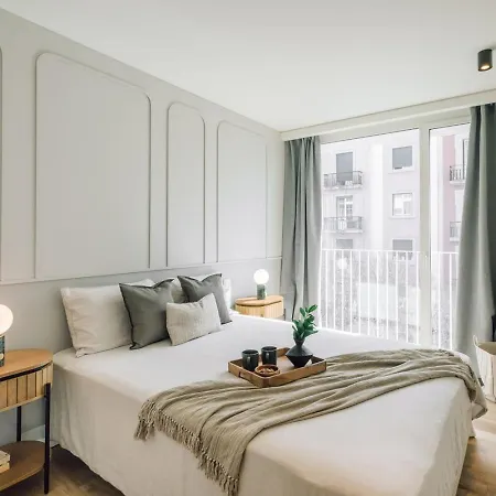 Melides - 2 Bedrooms And Pool In Avenidas Novas Lissabon