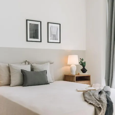 アパート Melides - 2 Bedrooms And Pool In Avenidas Novas リスボン